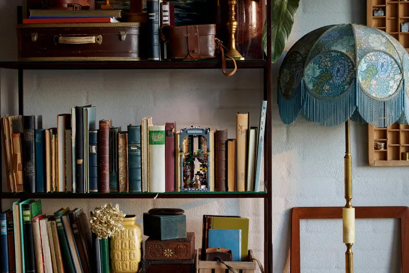 Lego Icon Sherlock Holmes Book Nook 10351