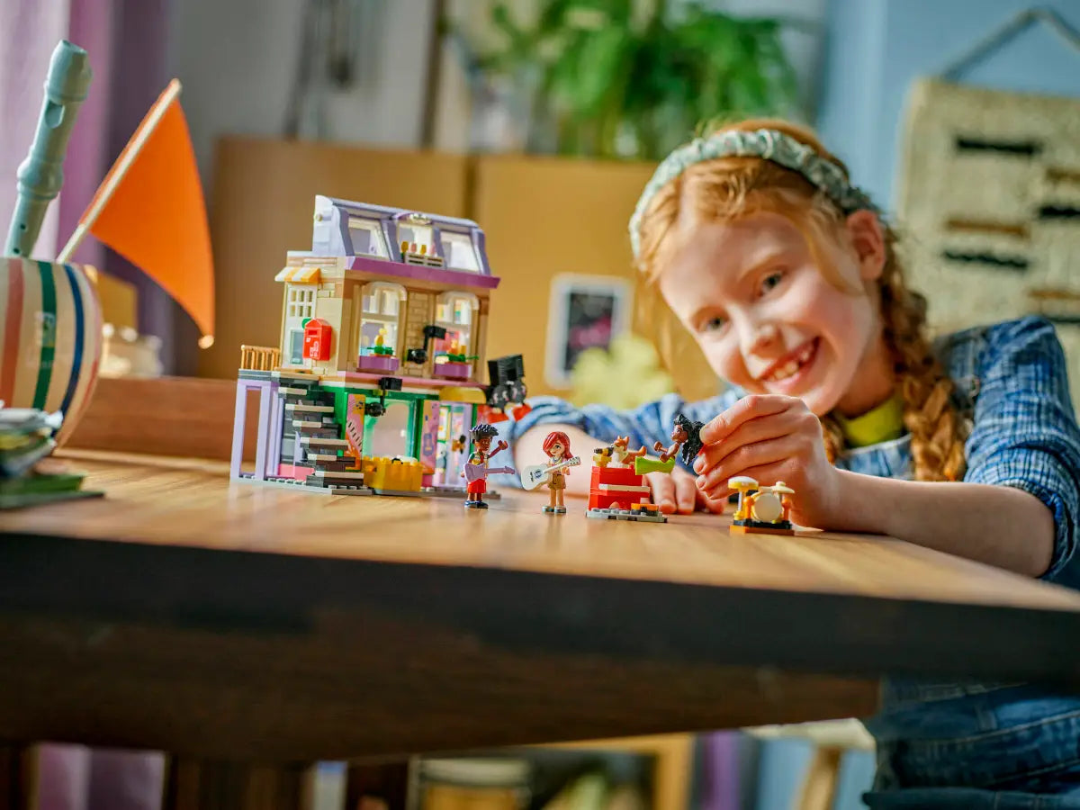 Lego Friends Music Store & Apartment 42653 (8384548864199)