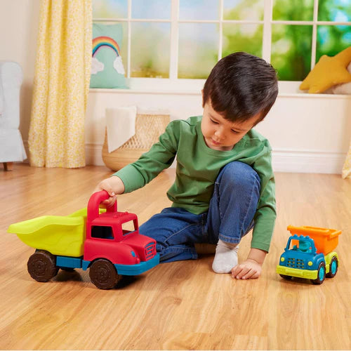 Battat Dump Trucks Set