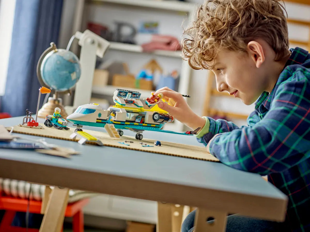 Lego City Air Ambulance Airplane 60465 (8384510034119)