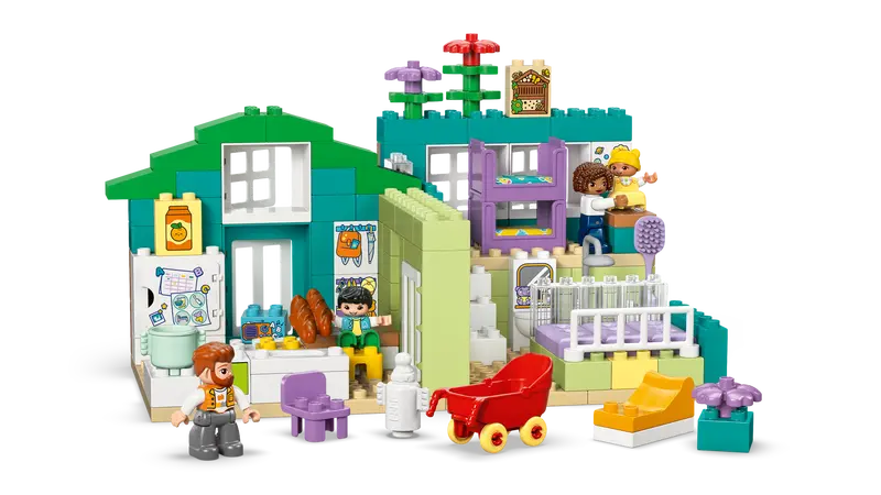 Lego Duplo 3 in 1 Modern Family House 10470
