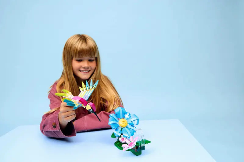 Lego Creator Colorful Hummingbird 31384