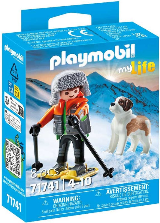 PL Hiker with Saint Bernard (8497813651655)