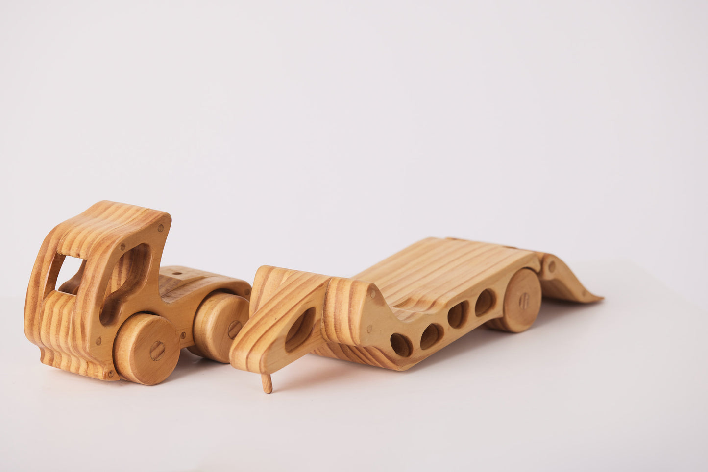 Huhu Car Transporter with Car (8353936572615)