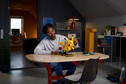 Lego Pokemon Pikachu and Poke Ball 72152