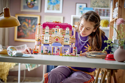 Lego Friends Heartlake City Grand Hotel 42704