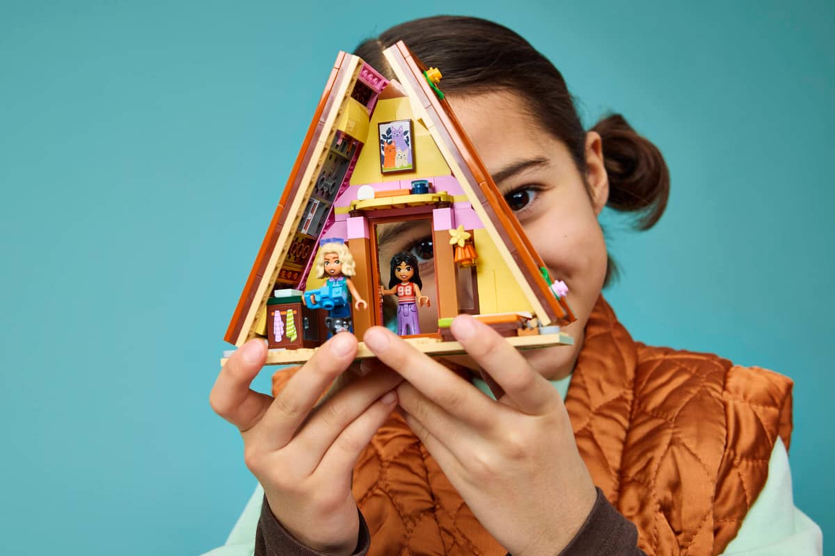 Lego Friends Nature Glamping Cabin 42682