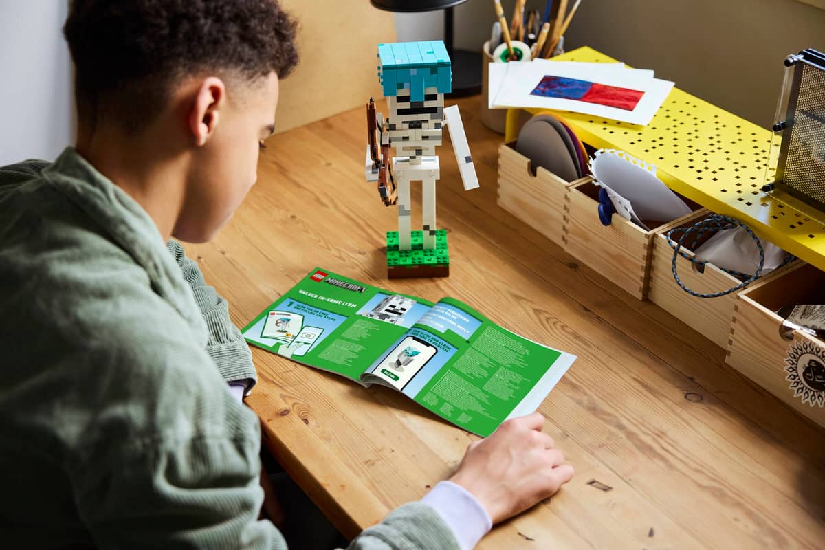 Lego Mine The Skeleton 21594