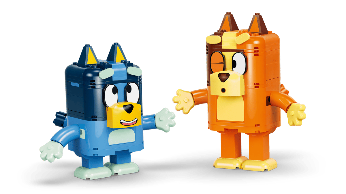 Lego Bluey Brick Built Bluey Family 11217