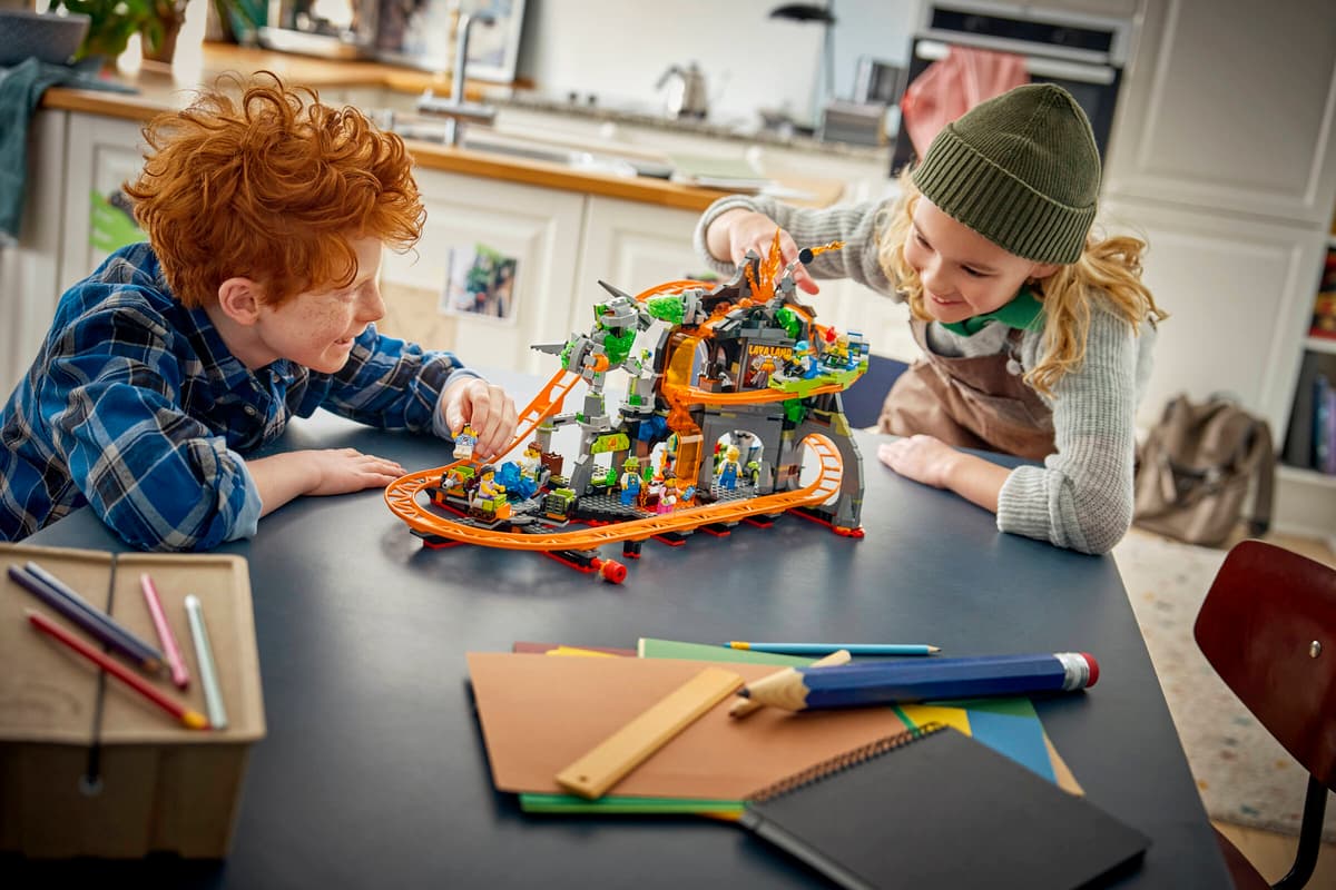 Lego City Lava Land Roller Coaster Park 60501