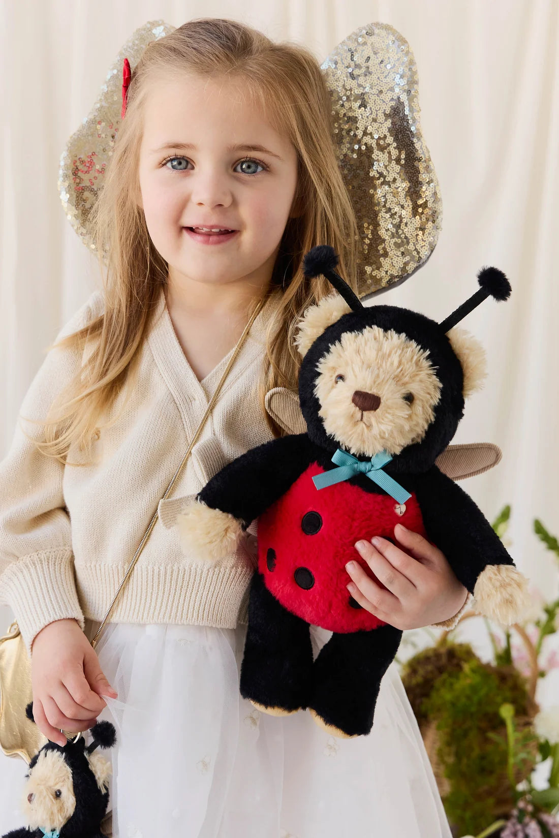 SB Arthur the Bear Lovebug 28cm