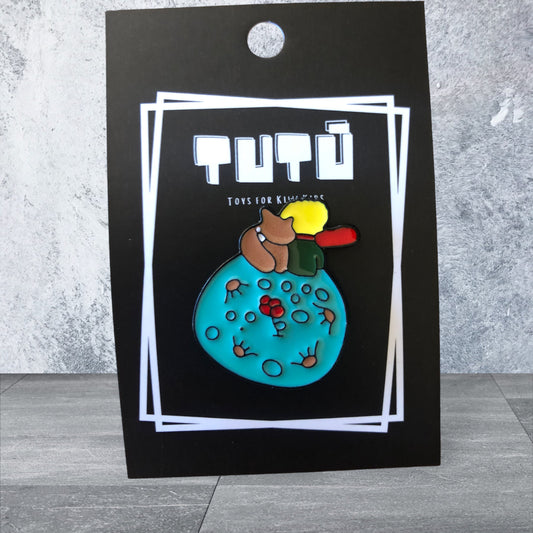 Tutu Toys Sitting on the Moon Pin (7721011871943)